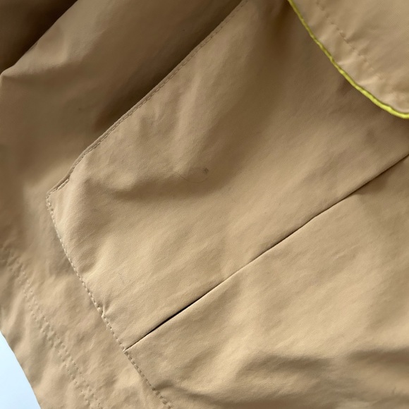 Sweaty Betty Snowdonia Mustard Yellow Rain Jacket - Picture 4 of 5